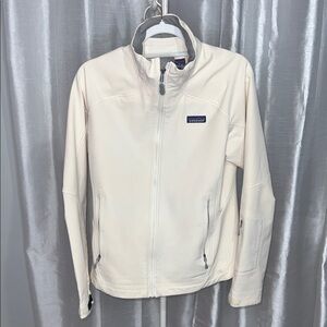 Patagonia Bone White Softshell Jacket with flaws